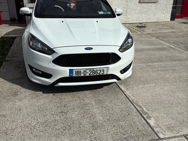 Ford Focus Hatchback, Petrol, 2018, White