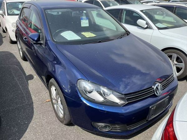 Volkswagen Golf Hatchback, Petrol, 2012, Blue