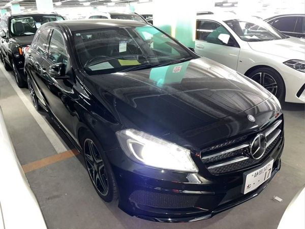 Mercedes-Benz A-Class Hatchback, Petrol, 2015, Black