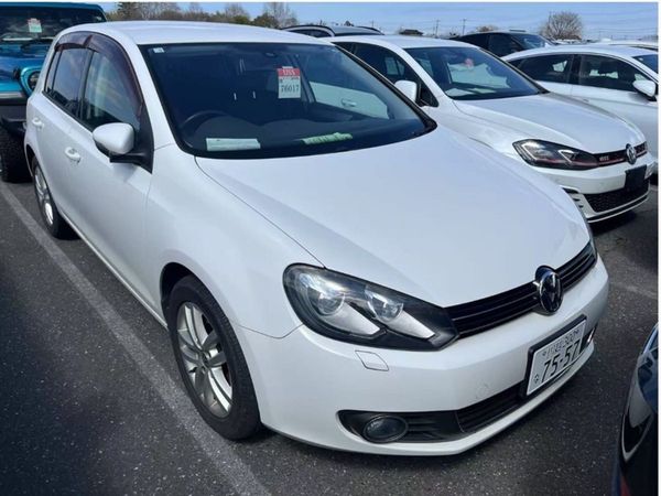 Volkswagen Golf Hatchback, Petrol, 2012, White