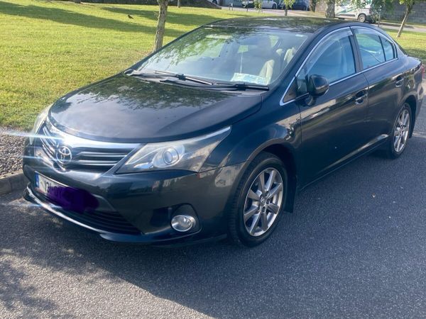 Toyota Avensis Saloon, Diesel, 2013, Grey