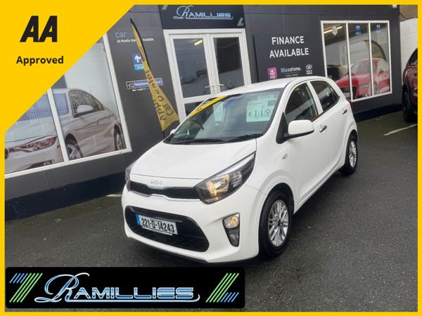 Kia Picanto MPV, Petrol, 2022, White