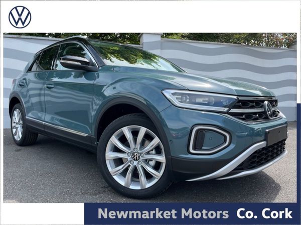 Volkswagen T-Roc SUV, Petrol, 2025, Blue