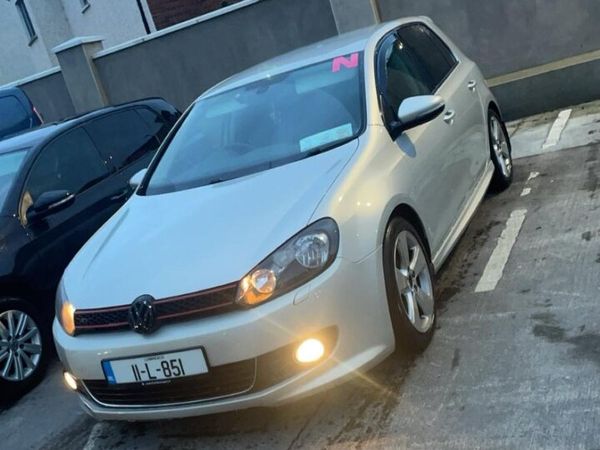 Volkswagen Golf Hatchback, Petrol, 2011, Silver
