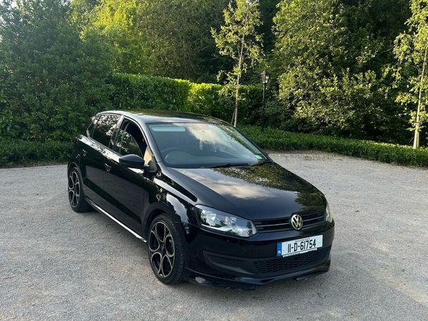 Volkswagen Polo Hatchback, Petrol, 2012, Red