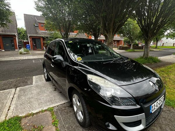 Renault Scenic MPV, Diesel, 2011, Black