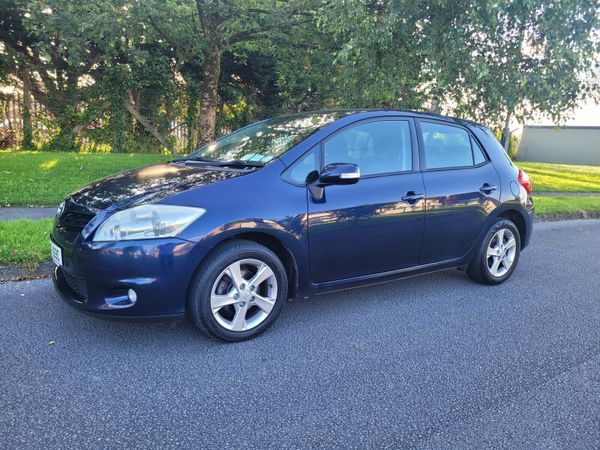 Toyota Auris Hatchback, Petrol, 2010, Blue