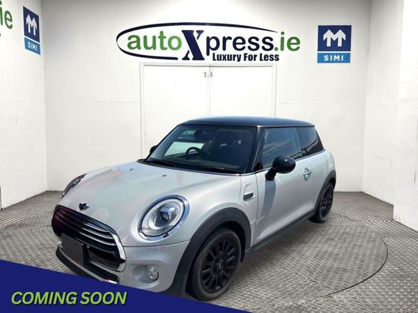 Mini Other Hatchback, Diesel, 2017, Silver