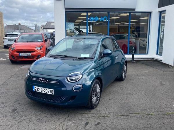 Fiat 500 Hatchback, Electric, 2023, Green