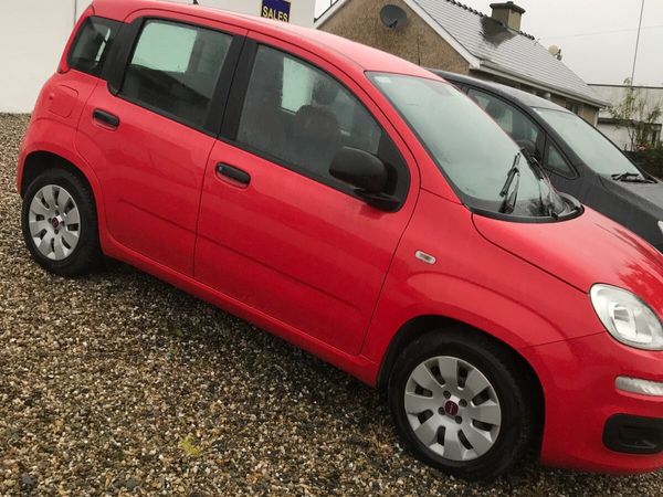 Fiat Panda Hatchback, Petrol, 2017, Red
