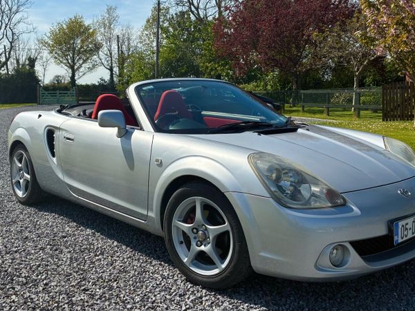 Toyota MR2 Convertible, Petrol, 2005, Silver