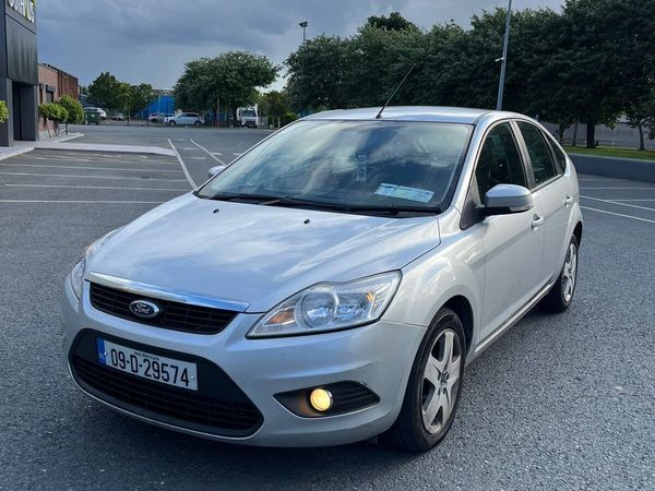 Ford Focus Hatchback, Diesel, 2009, Silver