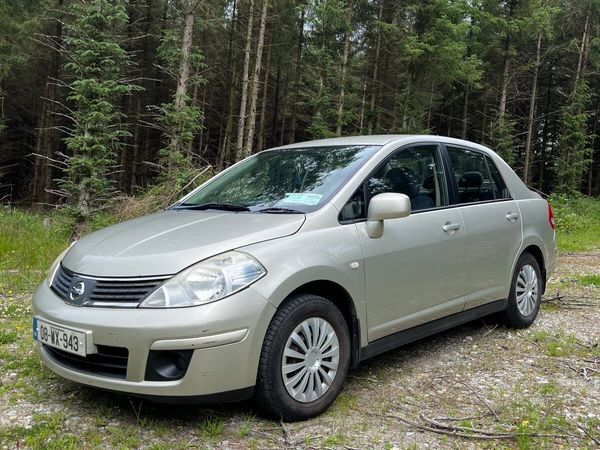 Nissan Tiida Saloon, Petrol, 2008, Silver