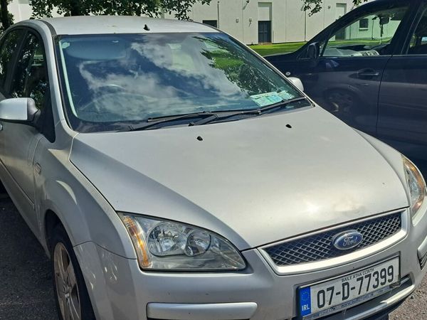 Ford Focus Hatchback, Petrol, 2007, Silver