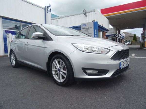 Ford Focus Hatchback, Diesel, 2015, Silver