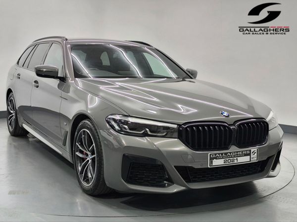 BMW 5-Series Estate, Petrol Plug-in Hybrid, 2021, Grey