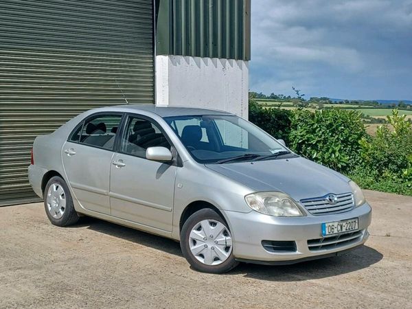 Toyota Corolla Saloon, Diesel, 2006, Silver