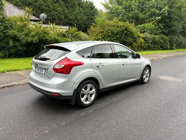 Ford Focus Hatchback, Diesel, 2011, Silver