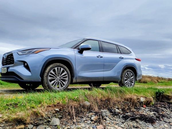Toyota Highlander Estate/Jeep, Petrol Hybrid, 2021, Grey