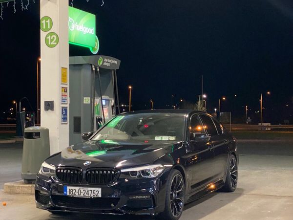 BMW 5-Series Saloon, Petrol Plug-in Hybrid, 2018, Black