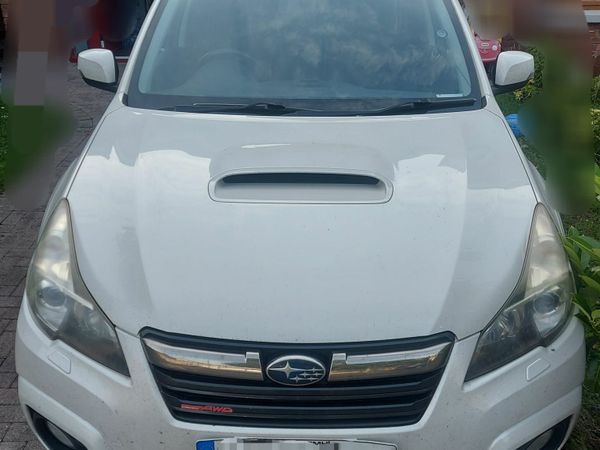 Subaru Outback Estate, Diesel, 2014, White