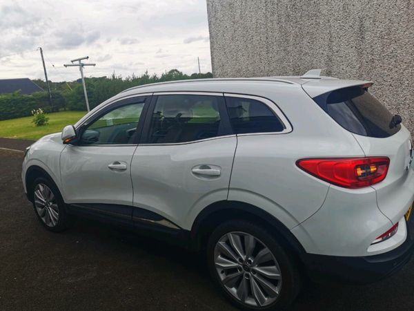 Renault Kadjar SUV, Petrol, 2020, White