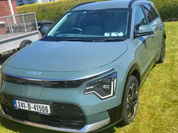 Kia Niro SUV, Electric, 2024, Green