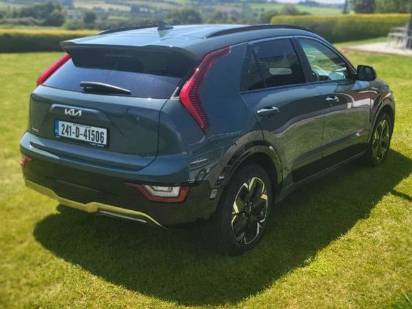 Kia Niro SUV, Electric, 2024, Green