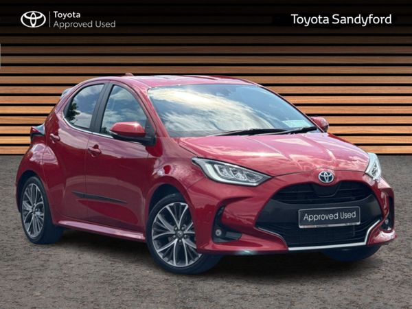 Toyota Yaris Hatchback, Petrol Hybrid, 2022, Red