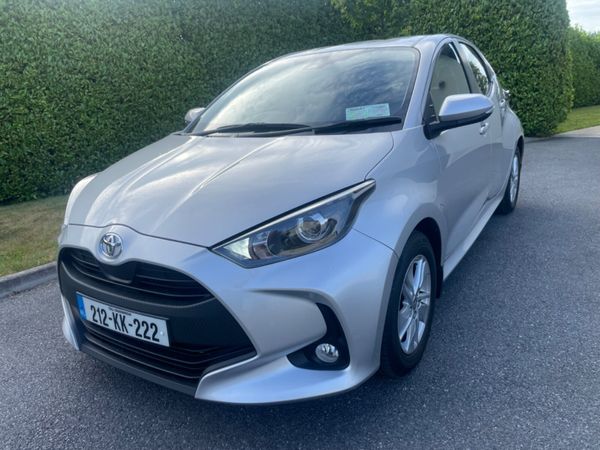 Toyota Yaris Hatchback, Petrol, 2021, Grey