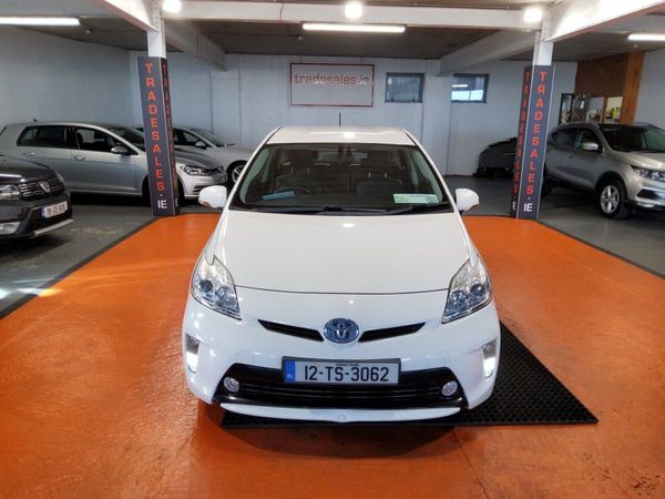 Toyota Prius Hatchback, Petrol Hybrid, 2012, White