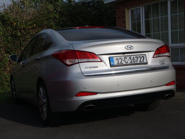 Hyundai i40 Saloon, Diesel, 2012, Silver