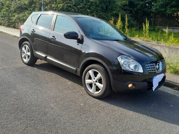 Nissan Qashqai Hatchback, Diesel, 2010, Black