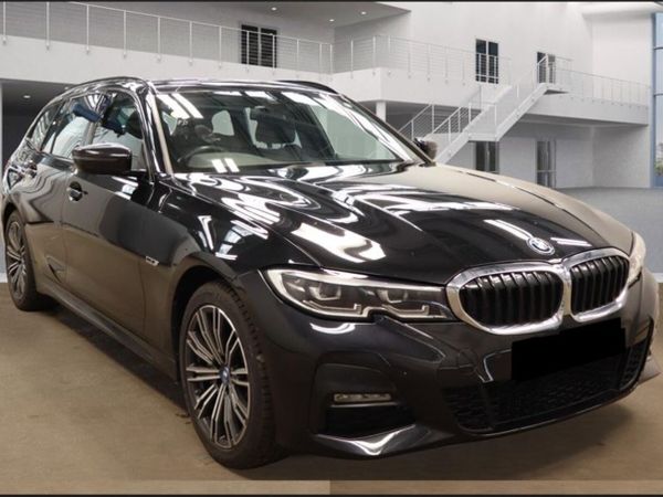 BMW 3-Series Estate, Petrol Hybrid, 2022, Black