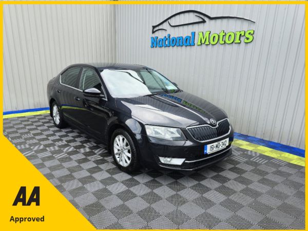 Skoda Octavia Saloon, Diesel, 2015, Black