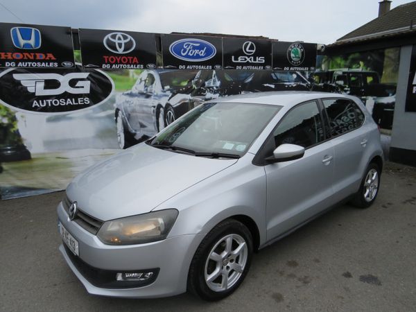 Volkswagen Polo Hatchback, Petrol, 2012, Silver