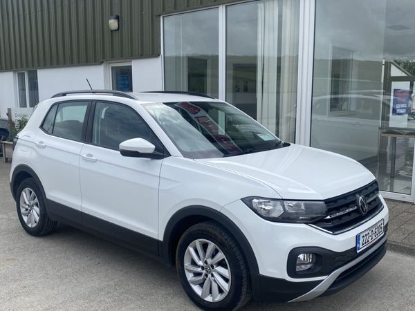 Volkswagen T-Cross Estate/Jeep, Petrol, 2022, White
