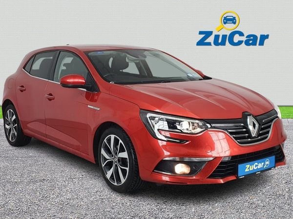 Renault Megane Hatchback, Diesel, 2018, Red