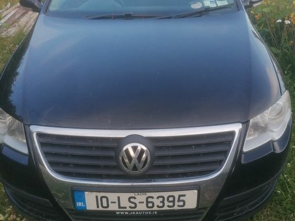 Volkswagen Passat Saloon, Diesel, 2010, Black