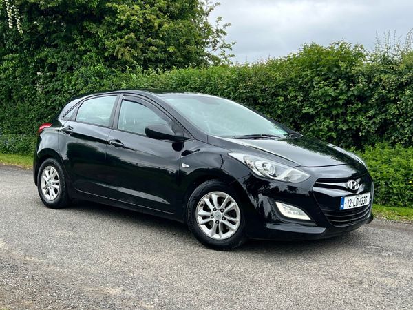 Hyundai i30 Hatchback, Diesel, 2012, Black