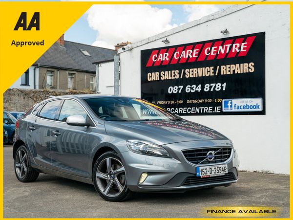 Volvo V40 Hatchback, Diesel, 2015, Grey