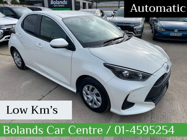Toyota Yaris Hatchback, Petrol, 2020, White