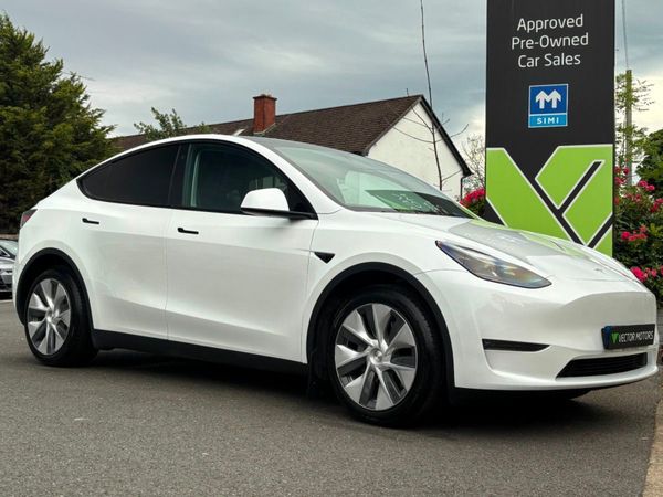 Tesla Model Y MPV, Electric, 2023, White