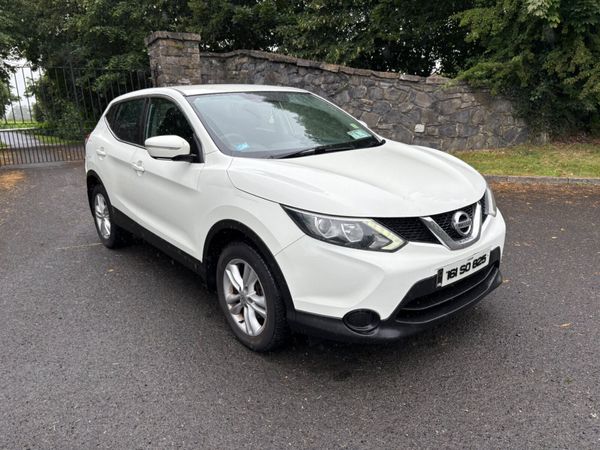Nissan Qashqai Hatchback, Diesel, 2016, White