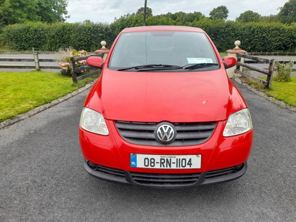 Volkswagen Fox Hatchback, Petrol, 2008, Red