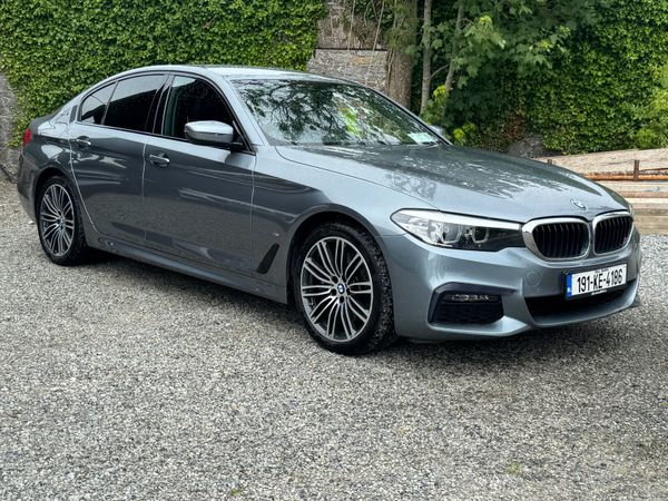 BMW 5-Series Saloon, Petrol Plug-in Hybrid, 2019, Blue