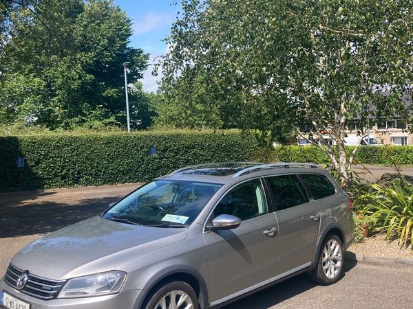 Volkswagen Passat Estate, Diesel, 2012, Silver