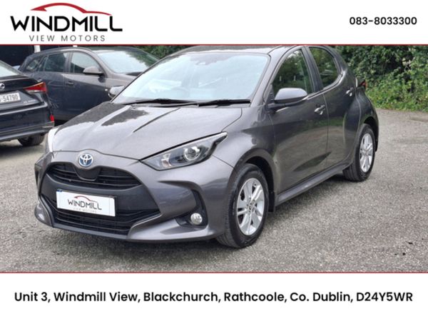 Toyota Yaris Hatchback, Petrol Hybrid, 2023, Grey