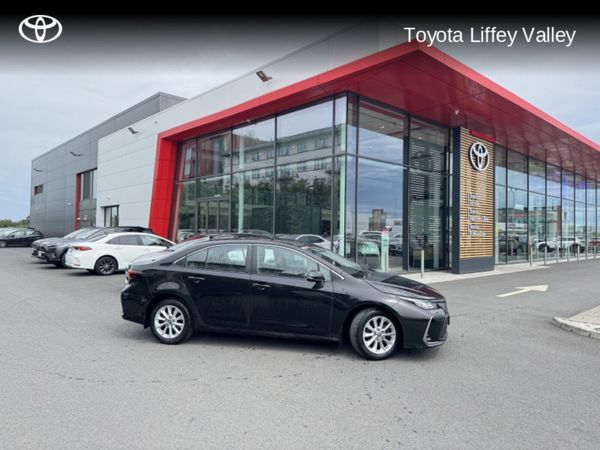Toyota Corolla Saloon, Petrol Hybrid, 2022, Black