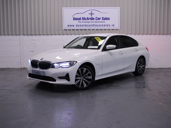 BMW 3-Series Saloon, Petrol Hybrid, 2021, White